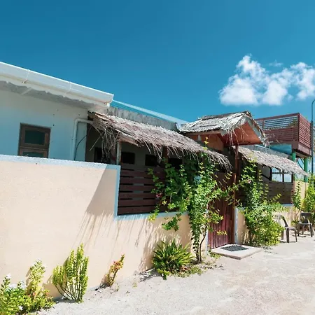 Mangrove Inn Hura